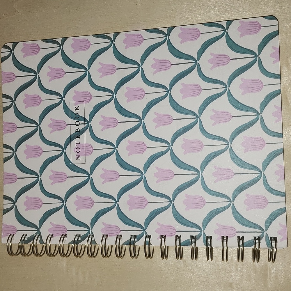 Brand New Fringe Lavender Tulip Spiral 📓 Notebook
